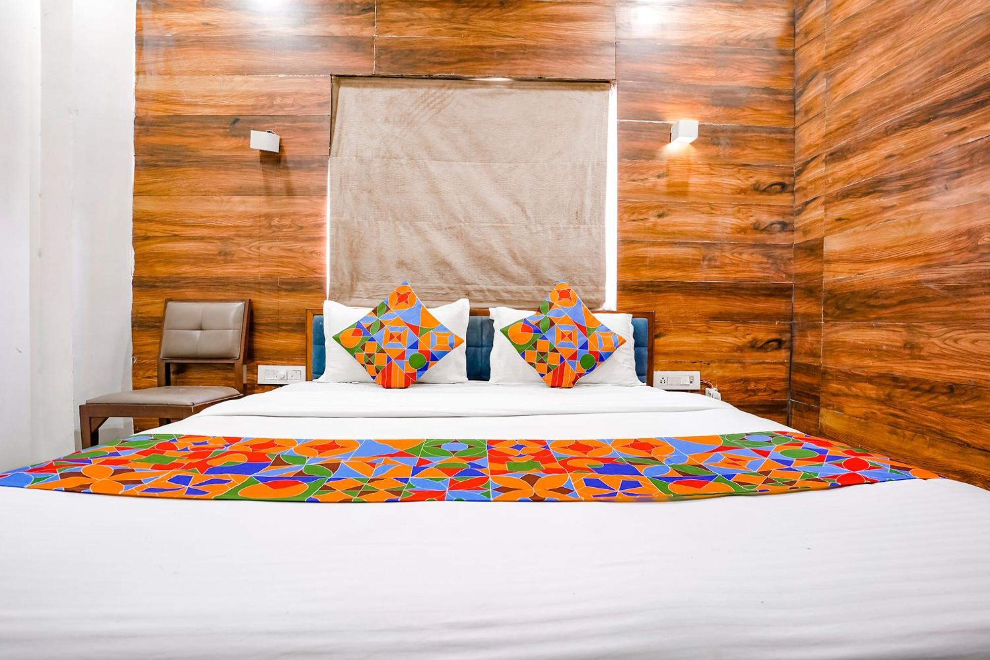 Fabhotel Kyra - Near Airport Road Ahmedabad Exterior photo