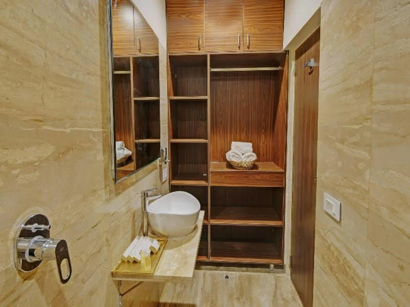 Fabhotel Kyra - Near Airport Road Ahmedabad Exterior photo