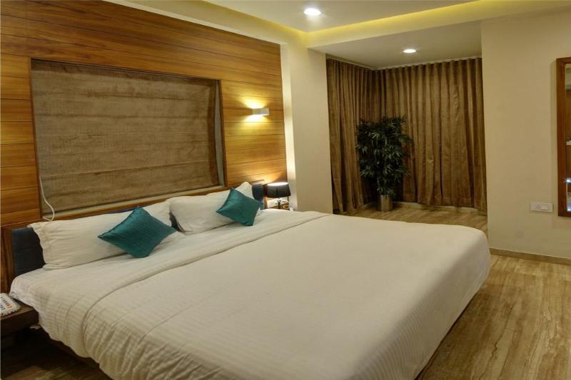 Fabhotel Kyra - Near Airport Road Ahmedabad Exterior photo